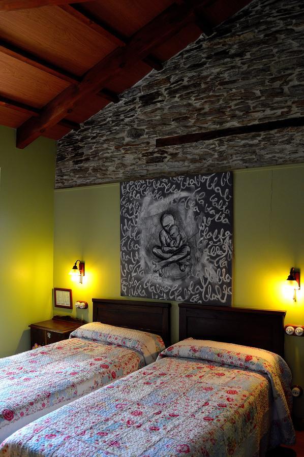 Casa De Baixo Hotel Lugo Exterior photo