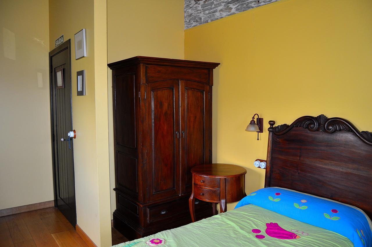 Casa De Baixo Hotel Lugo Exterior photo